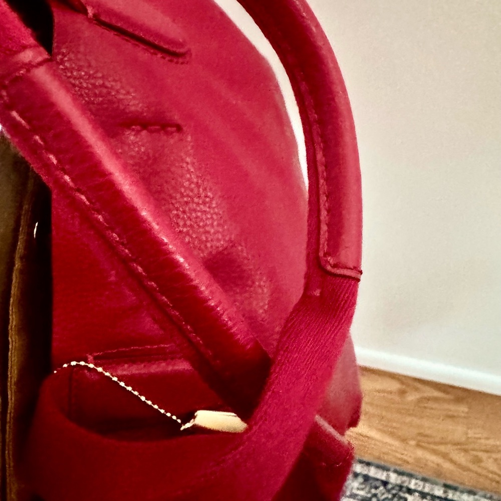 Coach Derby Large Red Pebble Leather Tote Shoulder Bag Gold Hang Tag Excellent - Picture 8 of 11